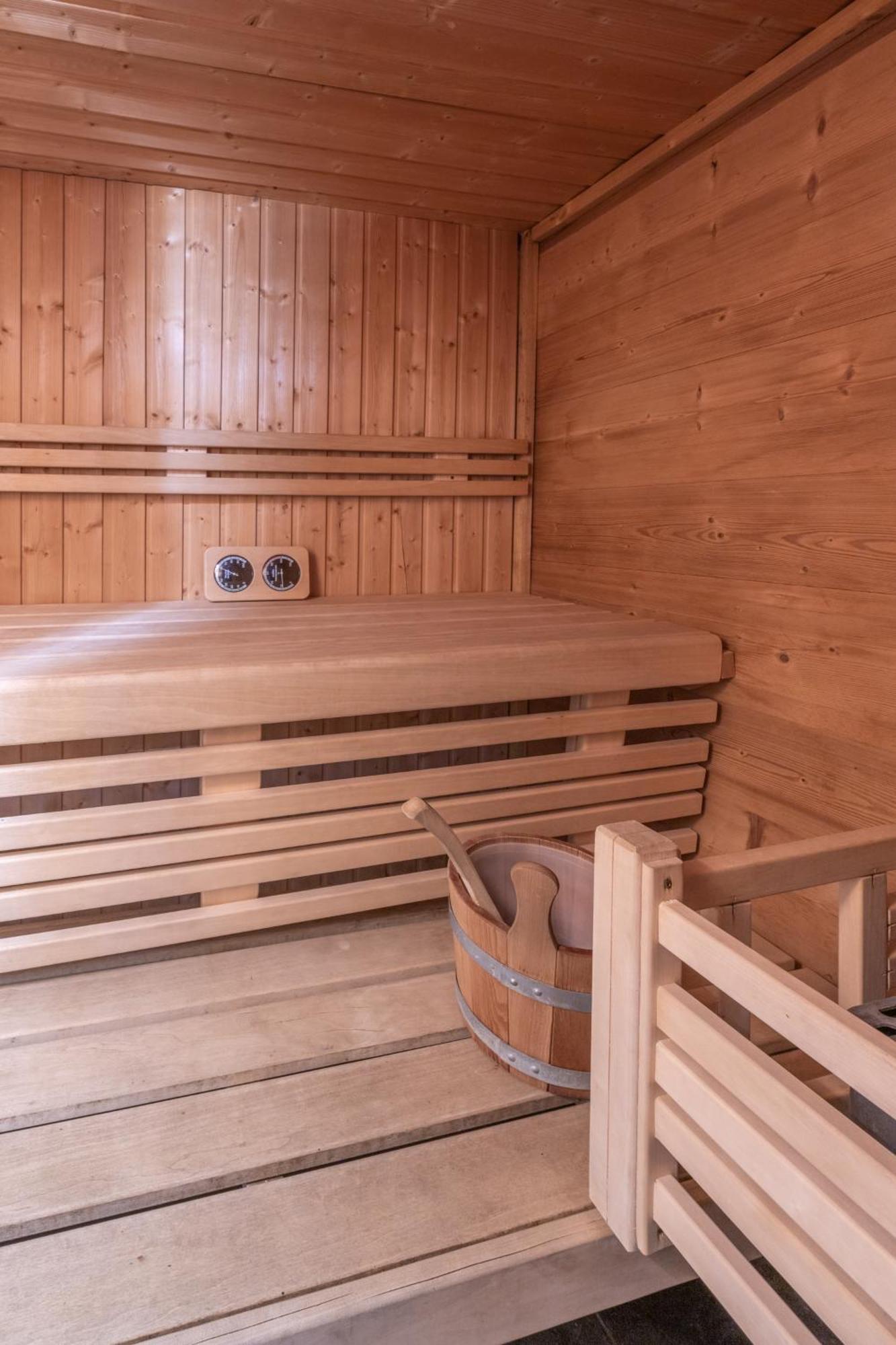 Chalet Alpe D'Huez 1850-Sea And Mountain Pleasure Avec 2 Appartements- 1 Appartement 3 Chambres 8 Couchages - 3 Salles D'Eau Et 1 Appartement 5 Chambres 12 Couchages 5 Salles D'Eau - Jacuzzi Et Sauna -Pieds Des Pistes Et Centre Exterior foto