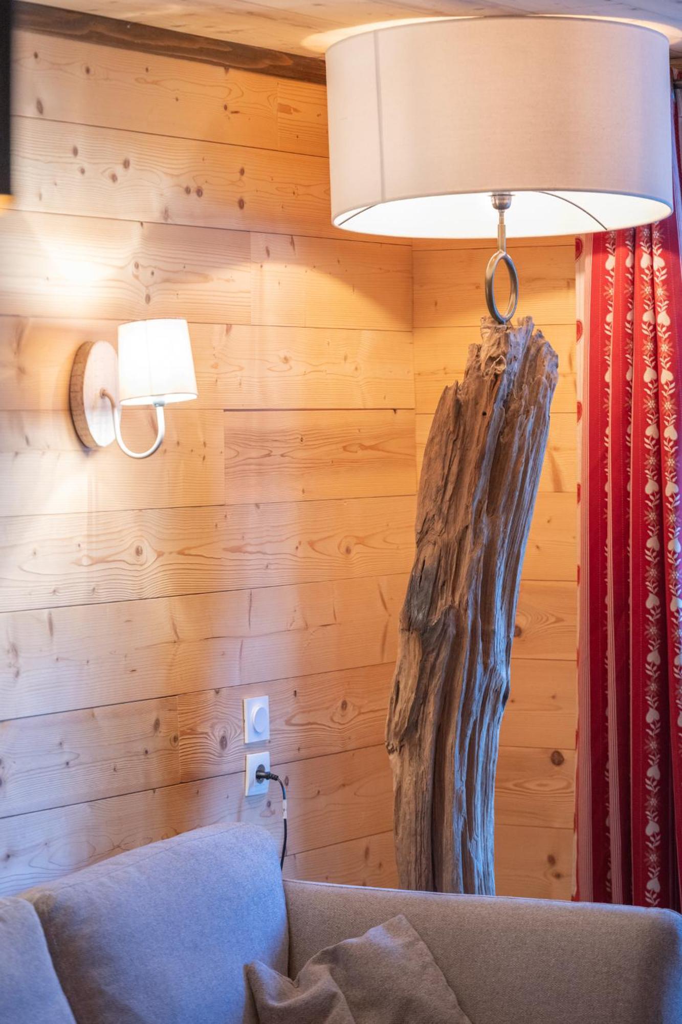 Chalet Alpe D'Huez 1850-Sea And Mountain Pleasure Avec 2 Appartements- 1 Appartement 3 Chambres 8 Couchages - 3 Salles D'Eau Et 1 Appartement 5 Chambres 12 Couchages 5 Salles D'Eau - Jacuzzi Et Sauna -Pieds Des Pistes Et Centre Exterior foto